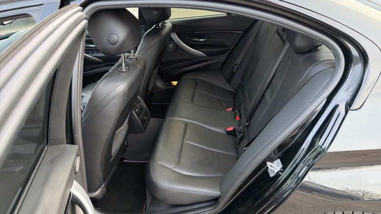 BMW 3 Series 320d xDrive M Sport Shadow Edition 4dr Step Auto Diesel Saloon